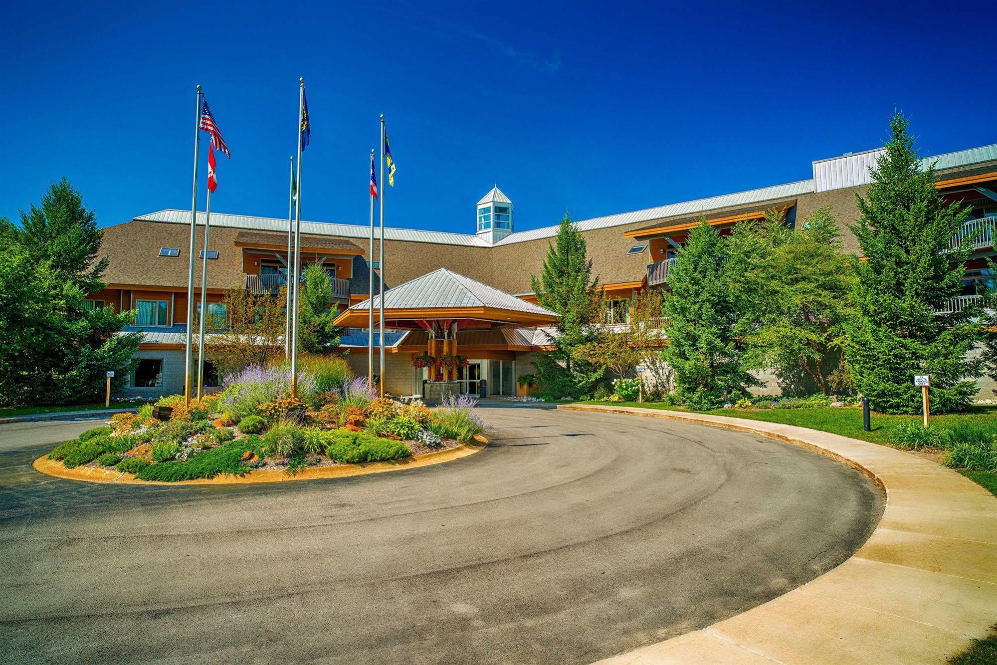 Cedar River Village Bellaire Екстериор снимка